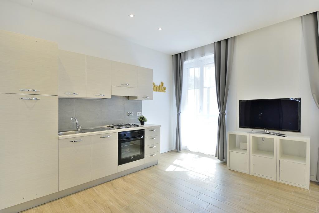 New Romantic Trastevere Apartment Екстериор снимка
